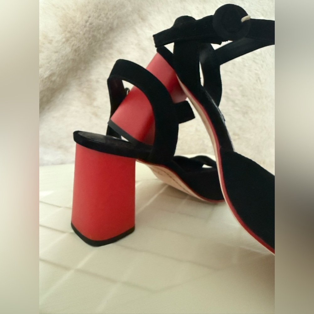 NEW! Alice + Olivia black suede red heel block ankle strap shoes sandals - Picture 4 of 8